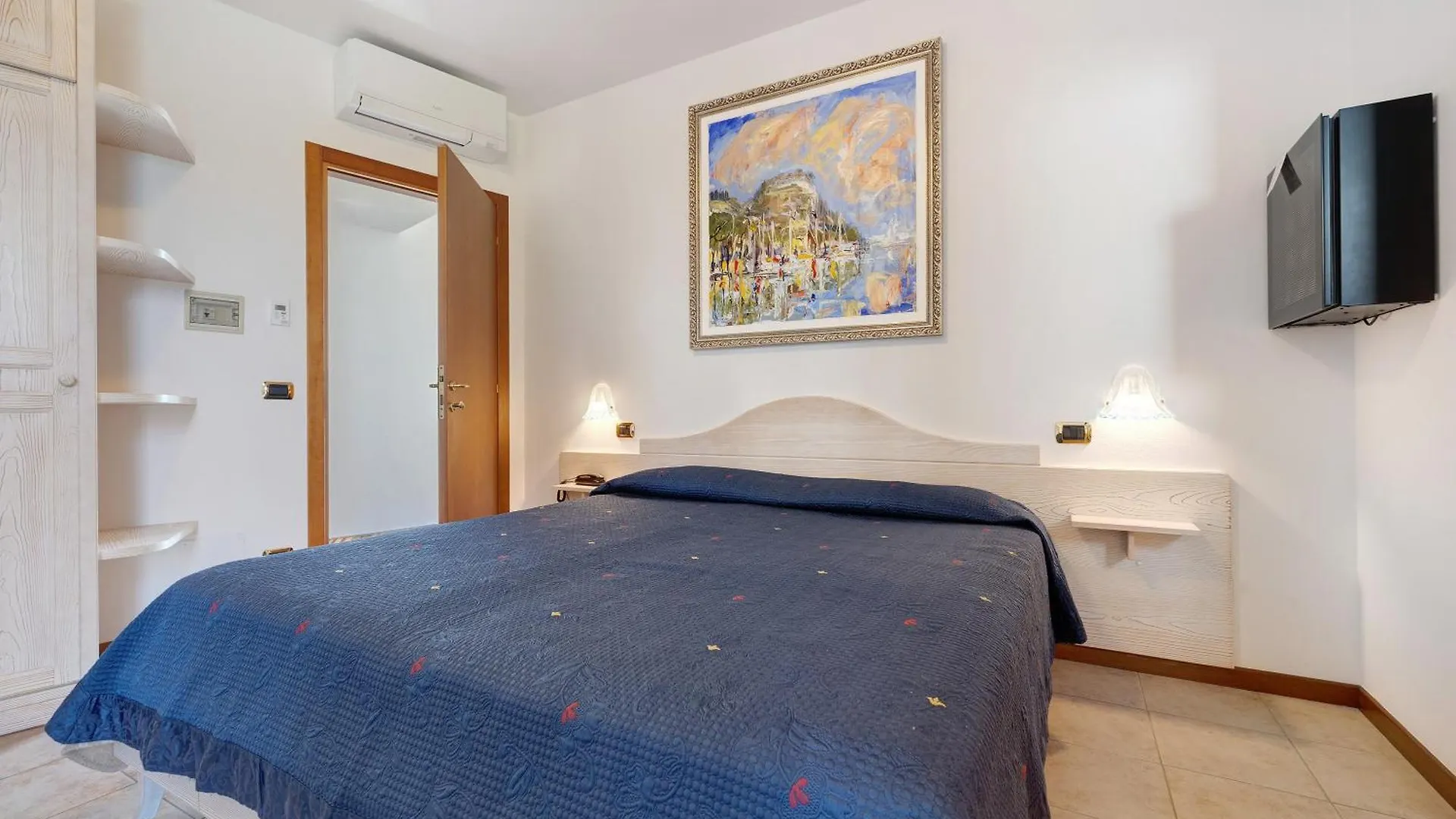 招待所 Hotel Laguna 圣奇诺·迪·蒙塔尼亚